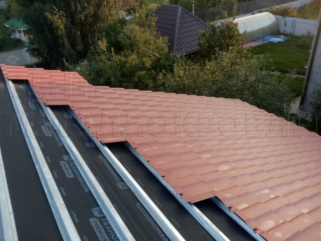 Металлочерепица Геркулес 8004 терракотовый Стальной Бархат от Центра Металлокровли в Воронеже