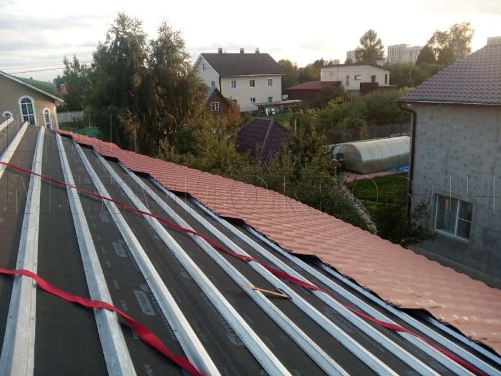 Металлочерепица Геркулес 8004 терракотовый Стальной Бархат от Центра Металлокровли в Воронеже